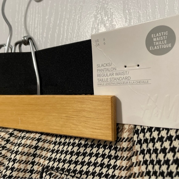 H&M ankle cropped pants. NWT Size Small - Picture 4 of 5